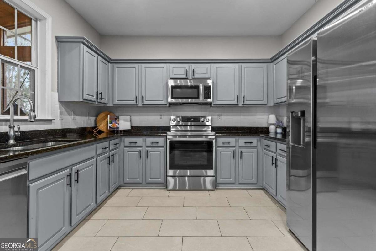 314 Ashland Court Woodstock - Photo 18