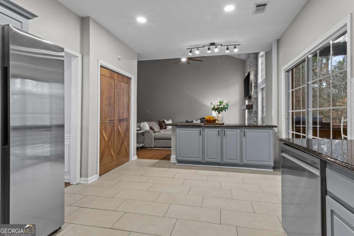 314 Ashland Court Woodstock - Photo 20