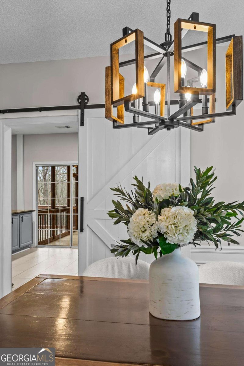 314 Ashland Court Woodstock - Photo 9