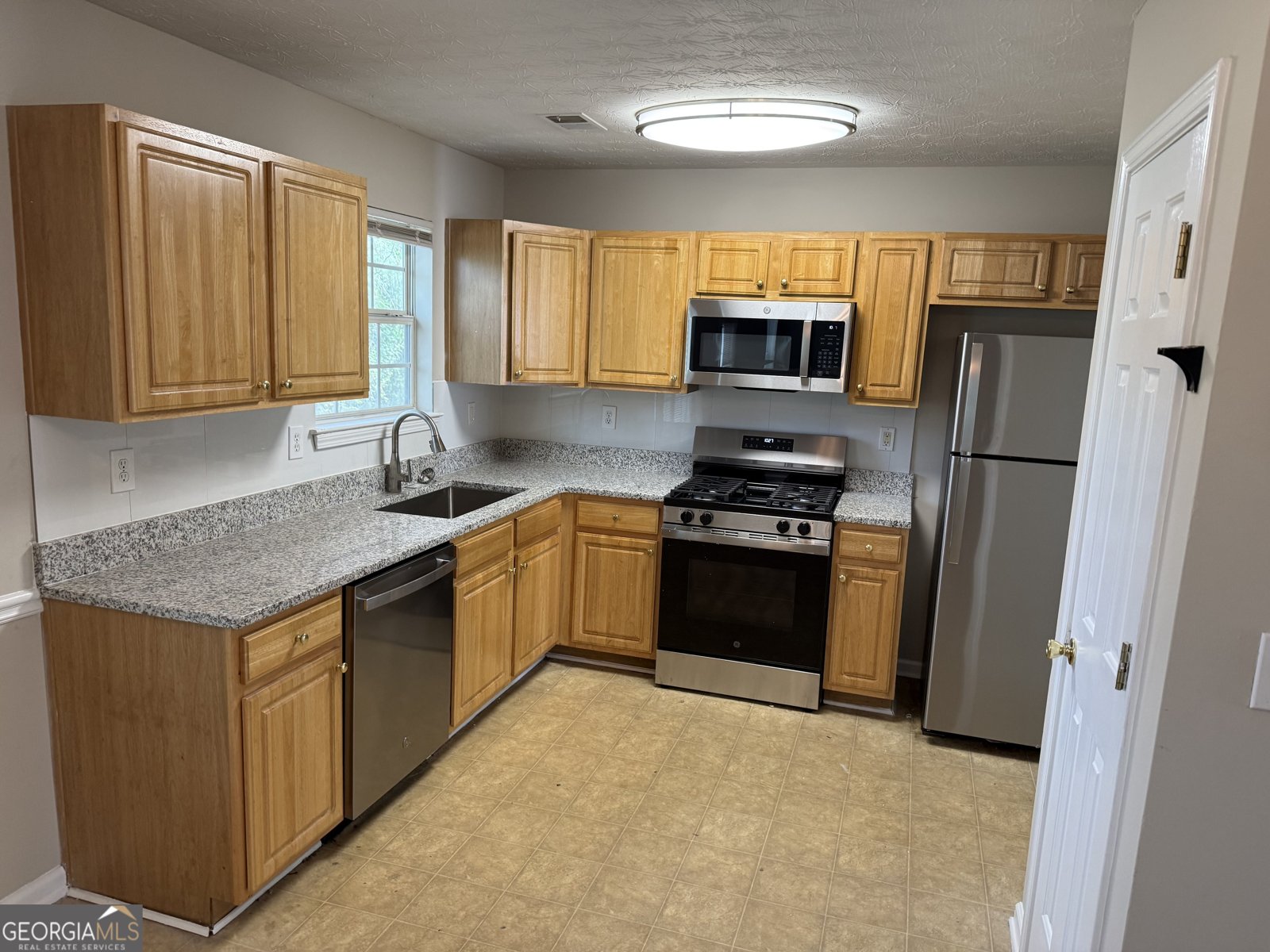 2816 Two Lakes Circle South Fulton - Photo 10