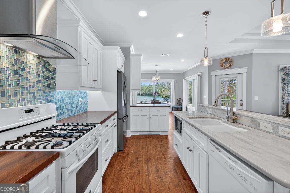 24 Bitter End Court Waverly - Photo 14