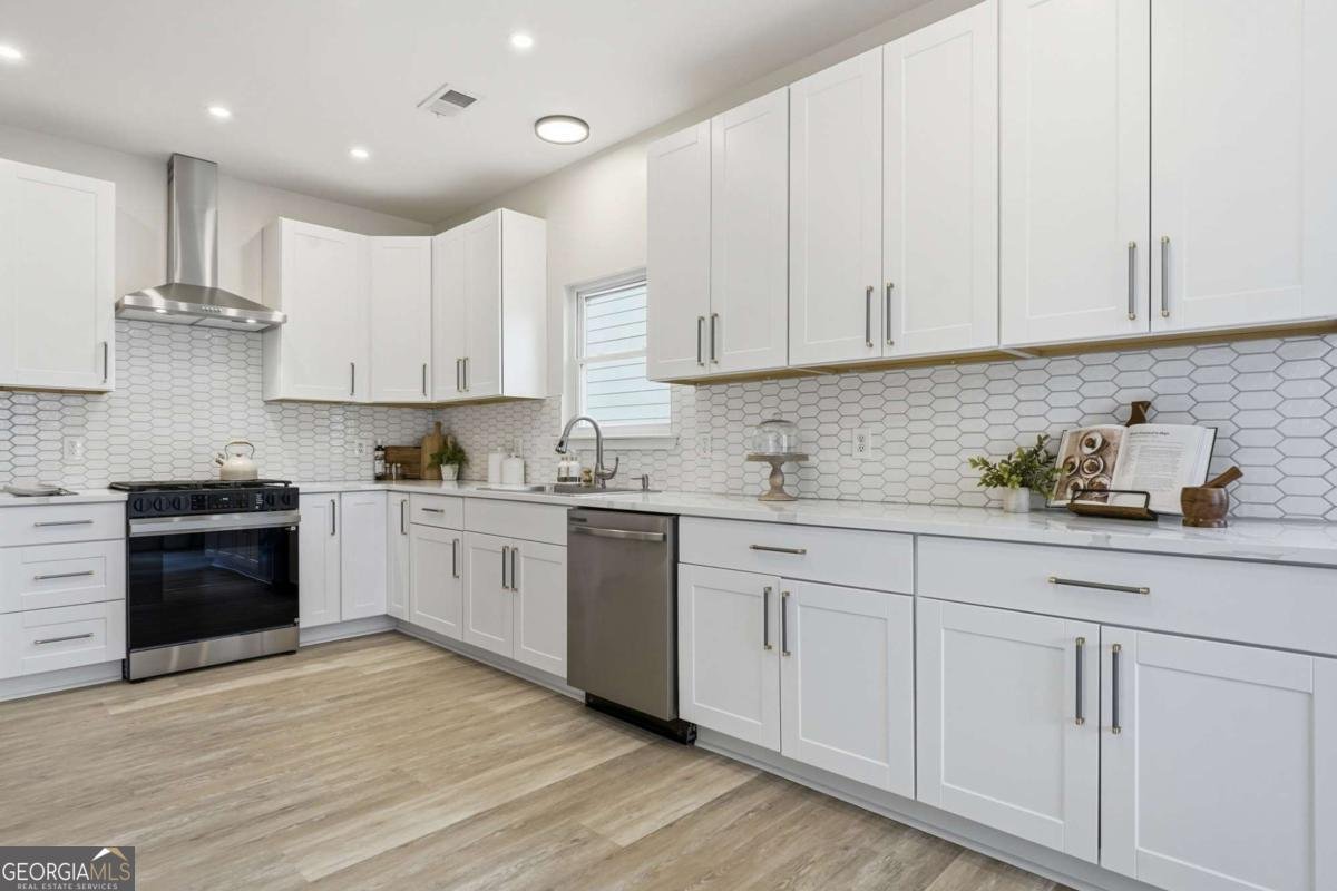 121 Camdyn Circle Woodstock - Photo 14