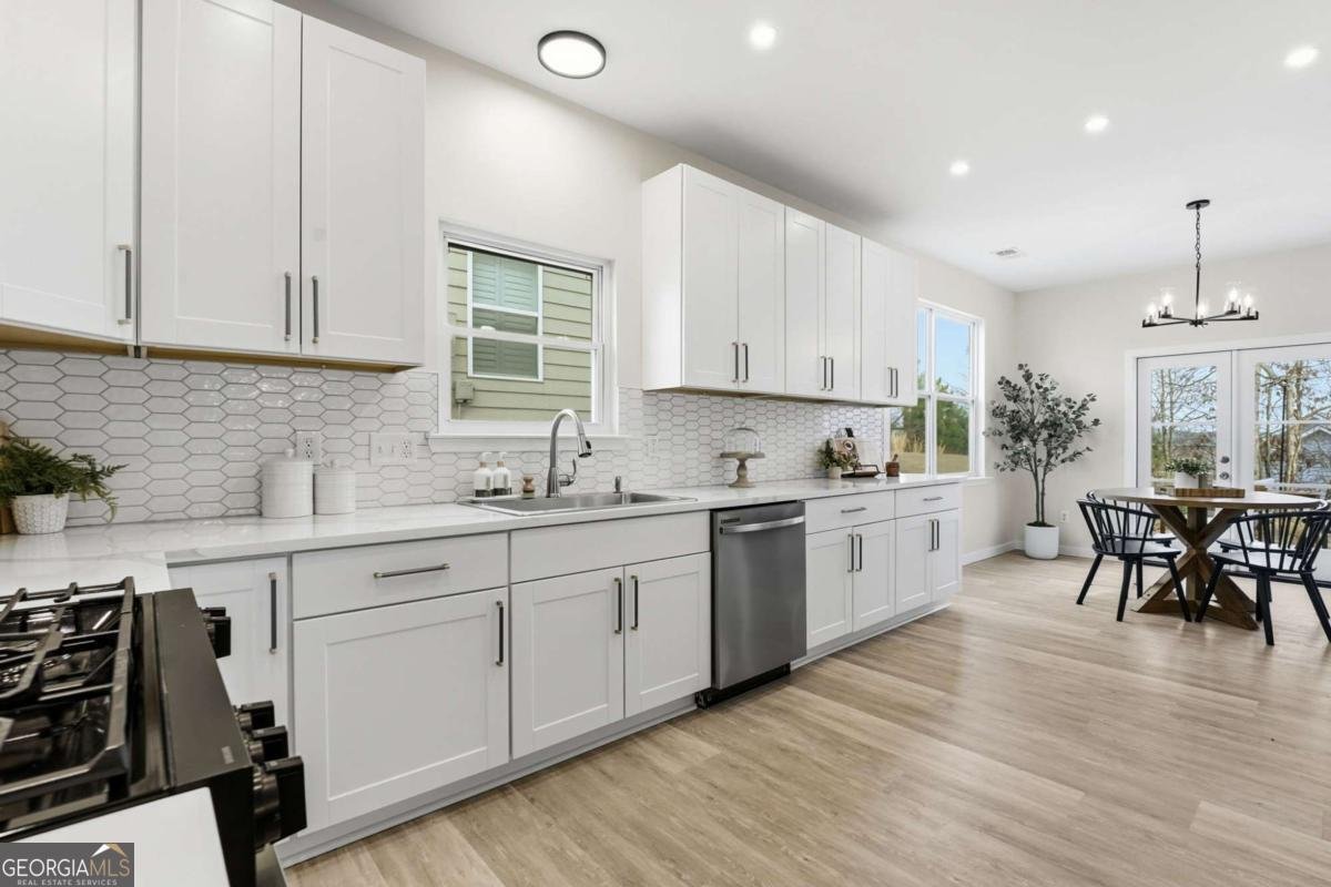 121 Camdyn Circle Woodstock - Photo 16