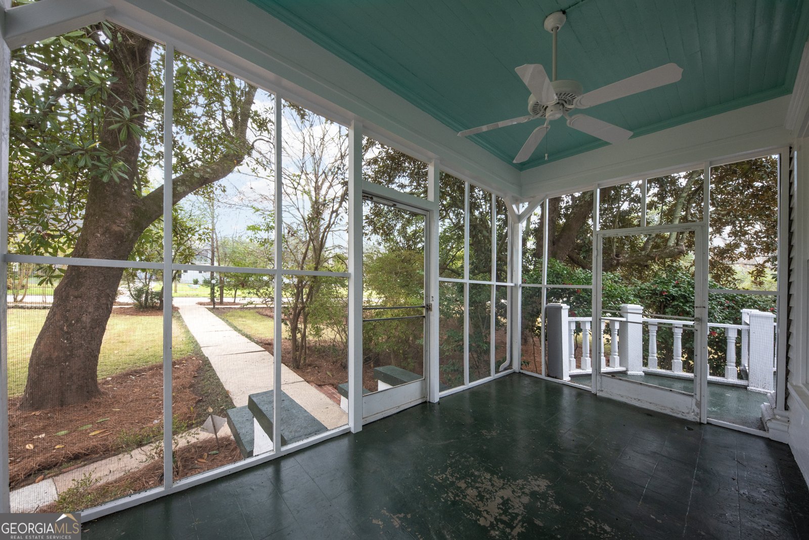 301 East Street Greensboro - Photo 32