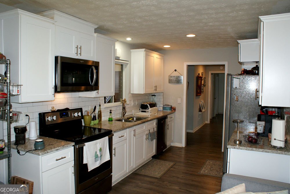 1146 Lakeshore Drive Gainesville - Photo 16