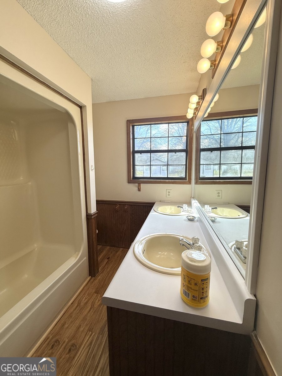 16 Laredo Summerville - Photo 35