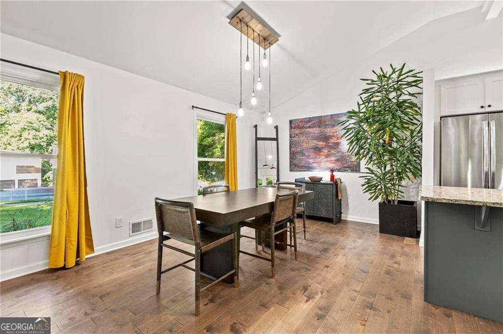 2485 Shallowford Road Atlanta - Photo 7