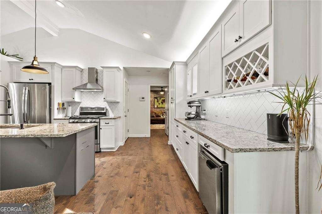 2485 Shallowford Road Atlanta - Photo 9