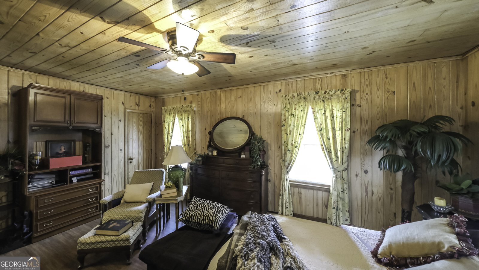 202 Iris Drive Centre - Photo 28