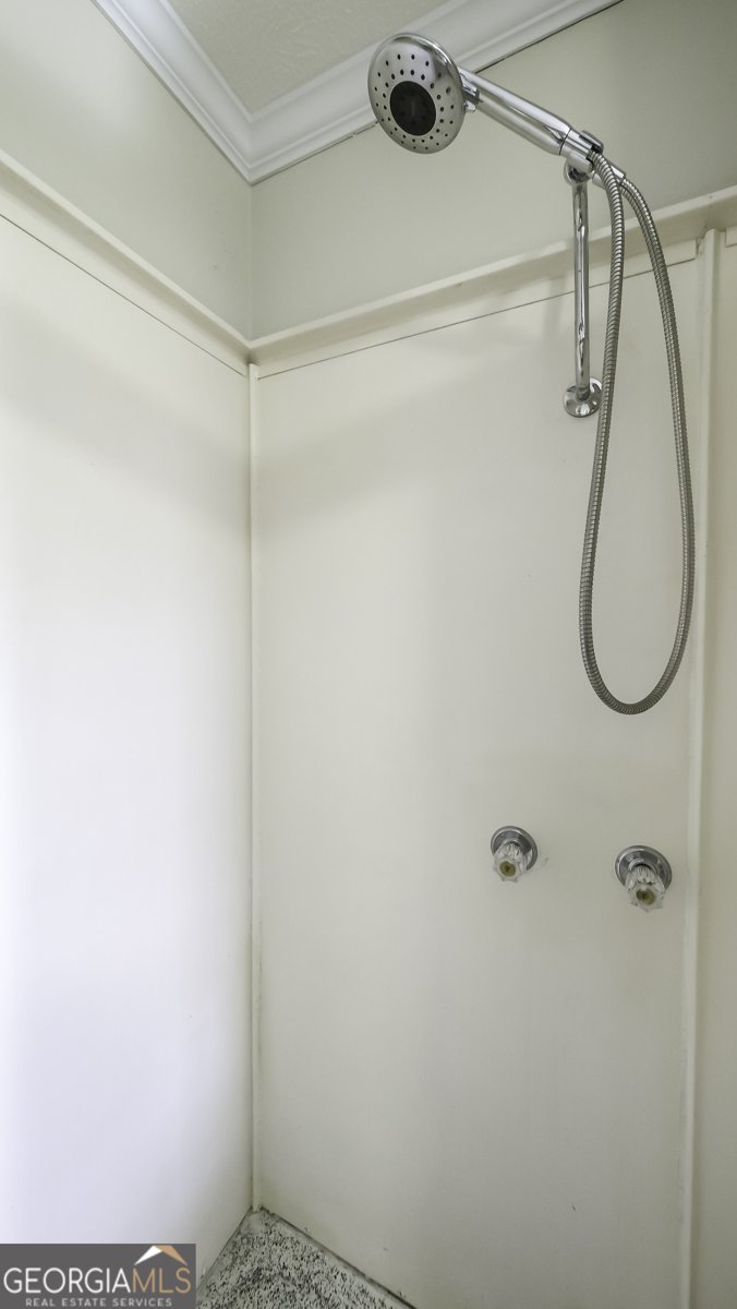 202 Iris Drive Centre - Photo 42