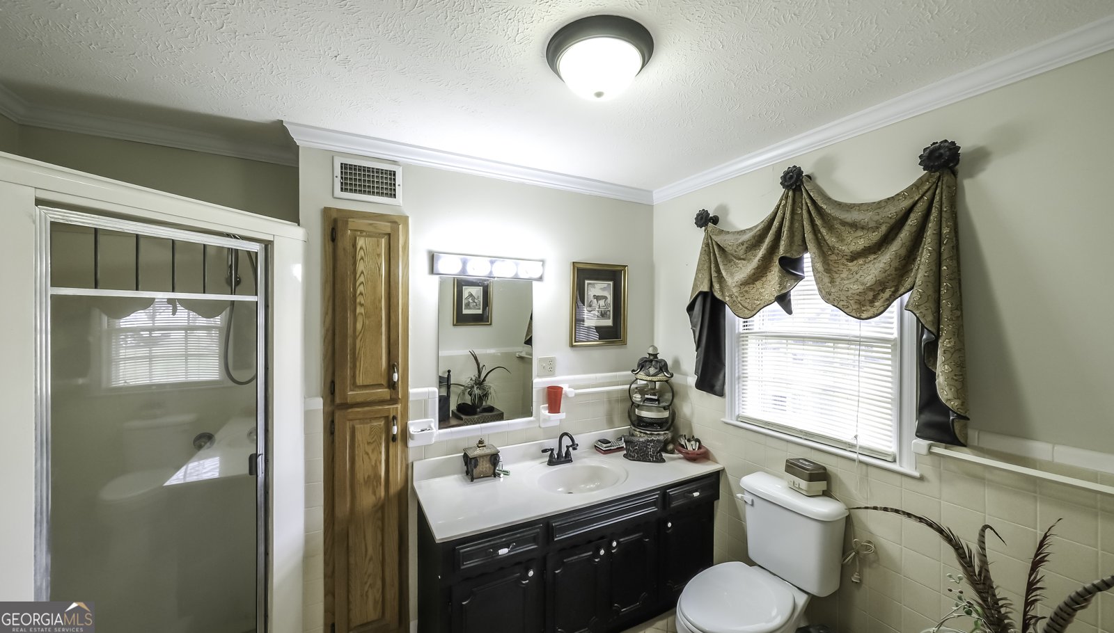 202 Iris Drive Centre - Photo 43