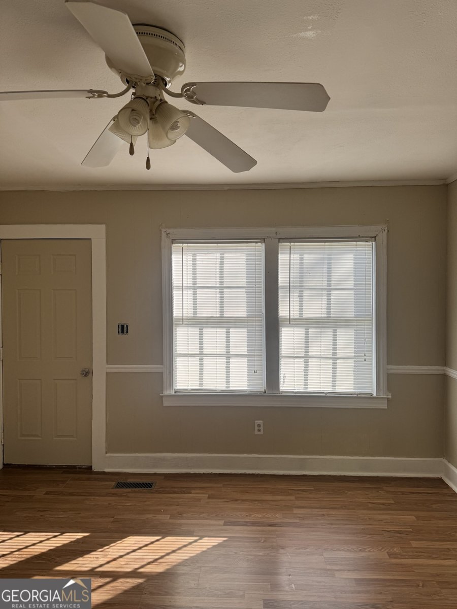 112 Carey Street Elberton - Photo 12