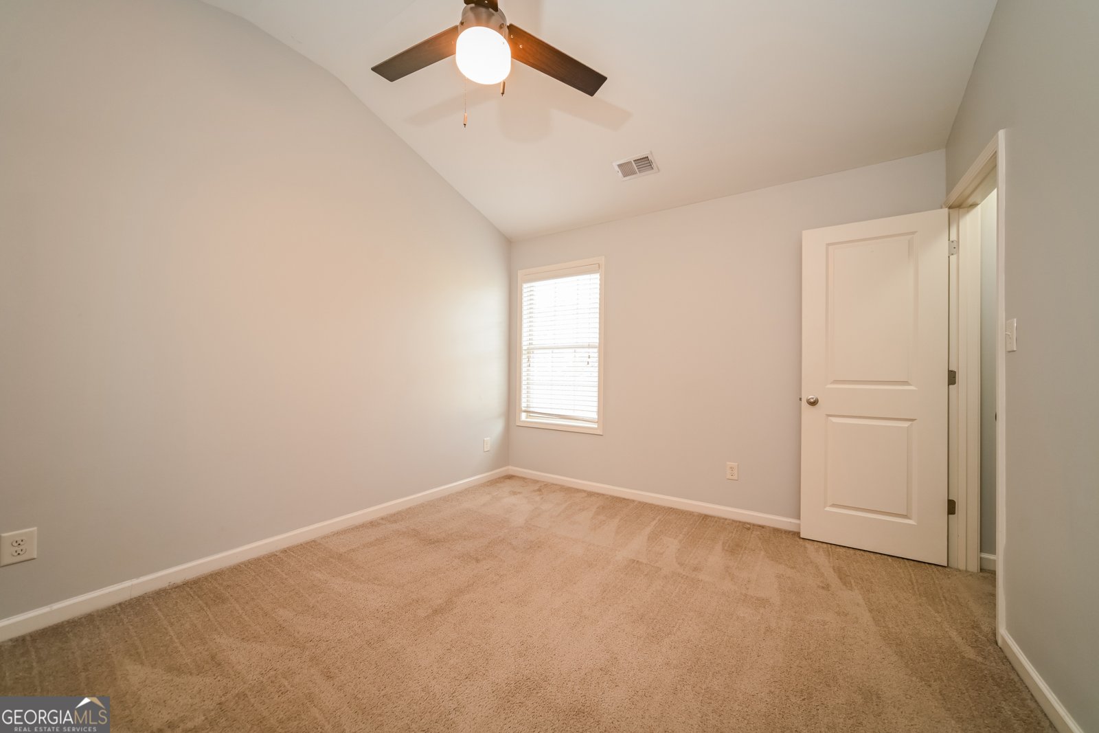 324 Cliffhaven Circle Newnan - Photo 14