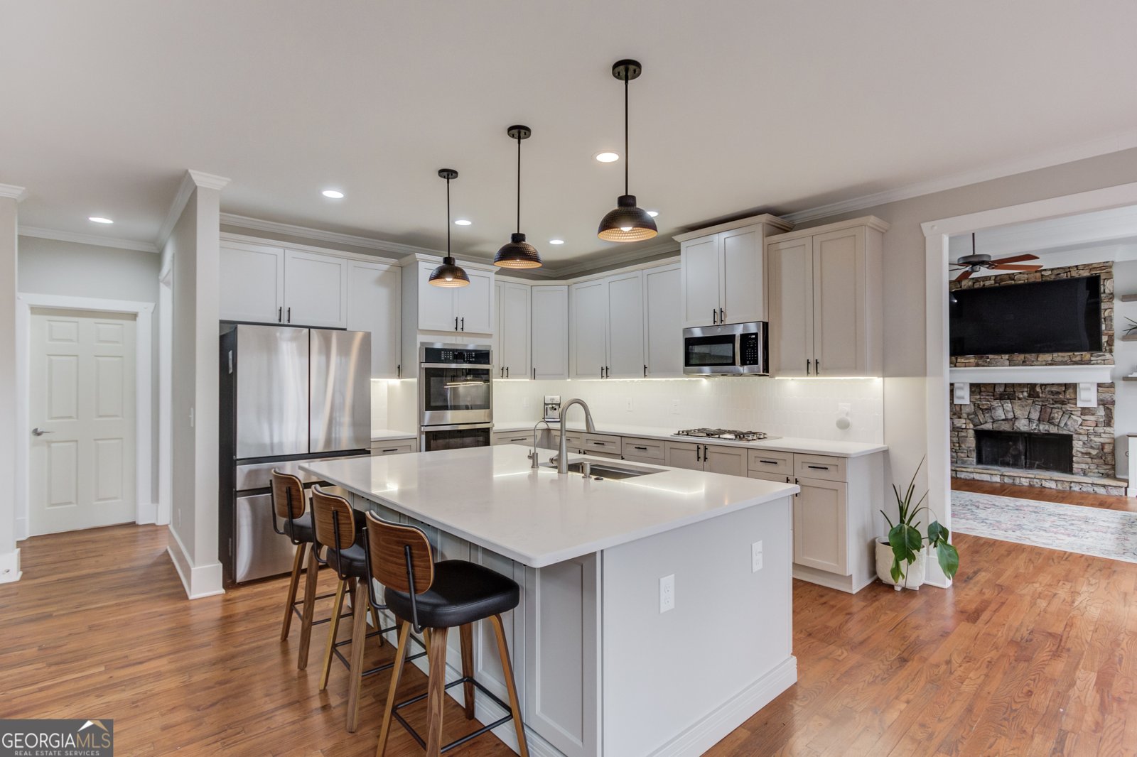 6089 Grand Loop Road Sugar Hill - Photo 15