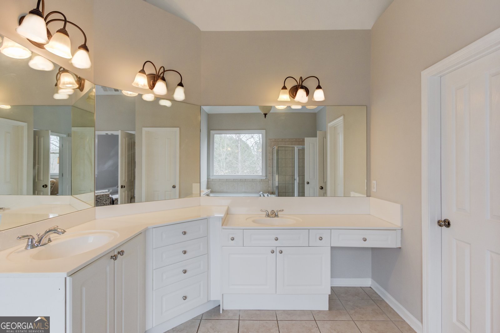 6089 Grand Loop Road Sugar Hill - Photo 32