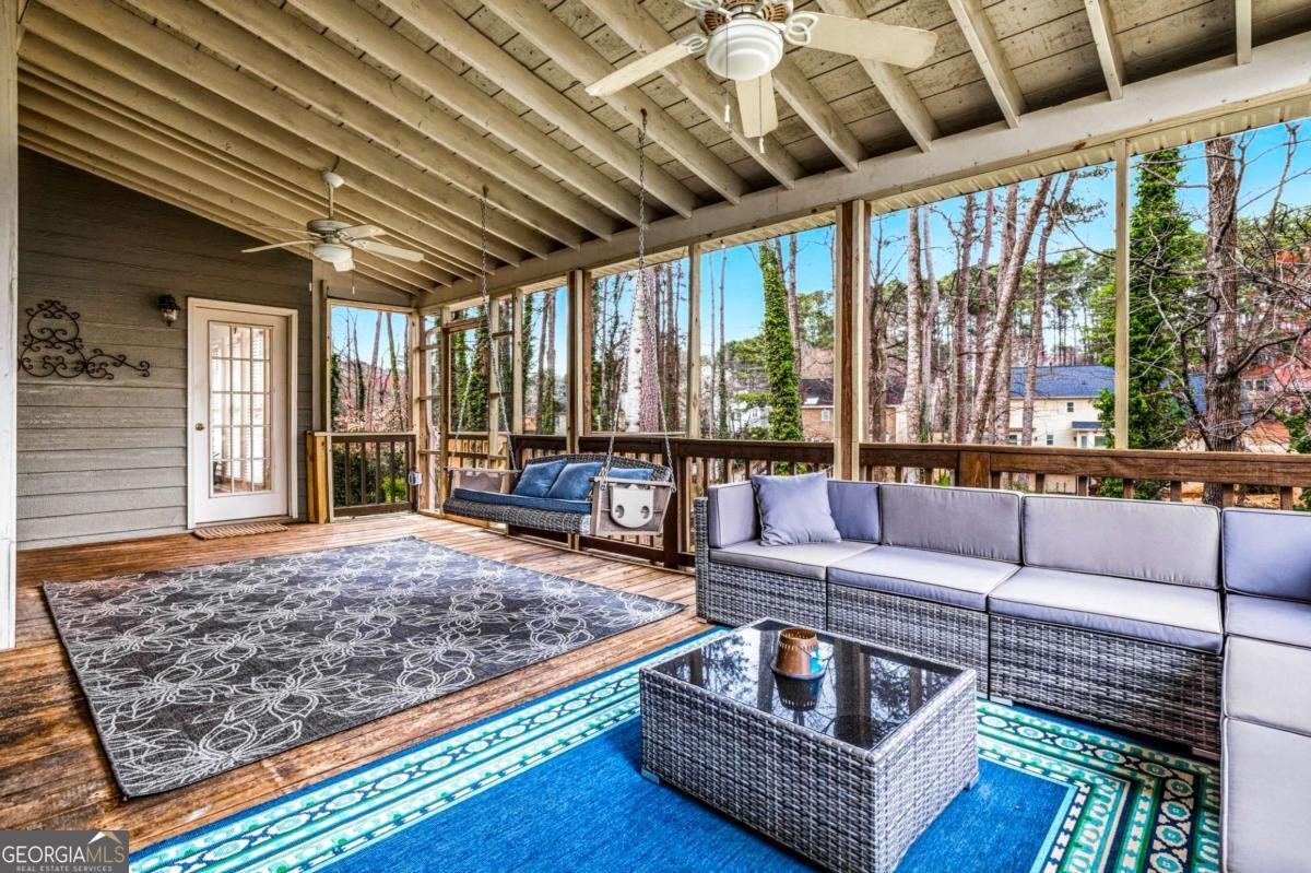 1975 Hunt Crossing Court Lawrenceville - Photo 15