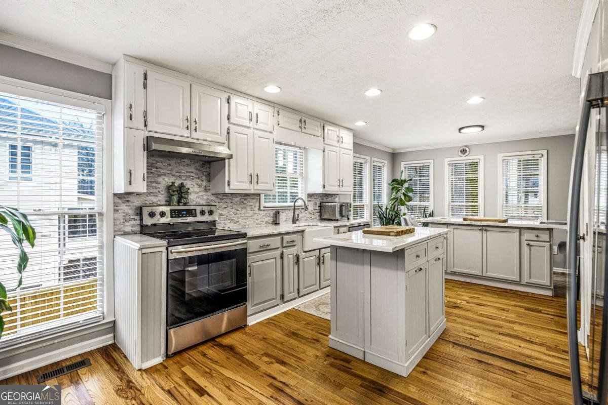 1975 Hunt Crossing Court Lawrenceville - Photo 7