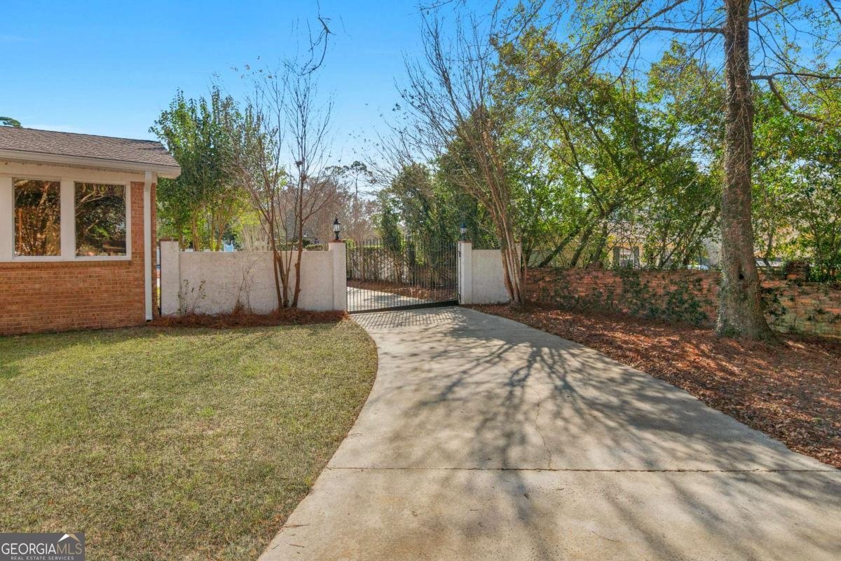 1808 Seminole Trail Waycross - Photo 60