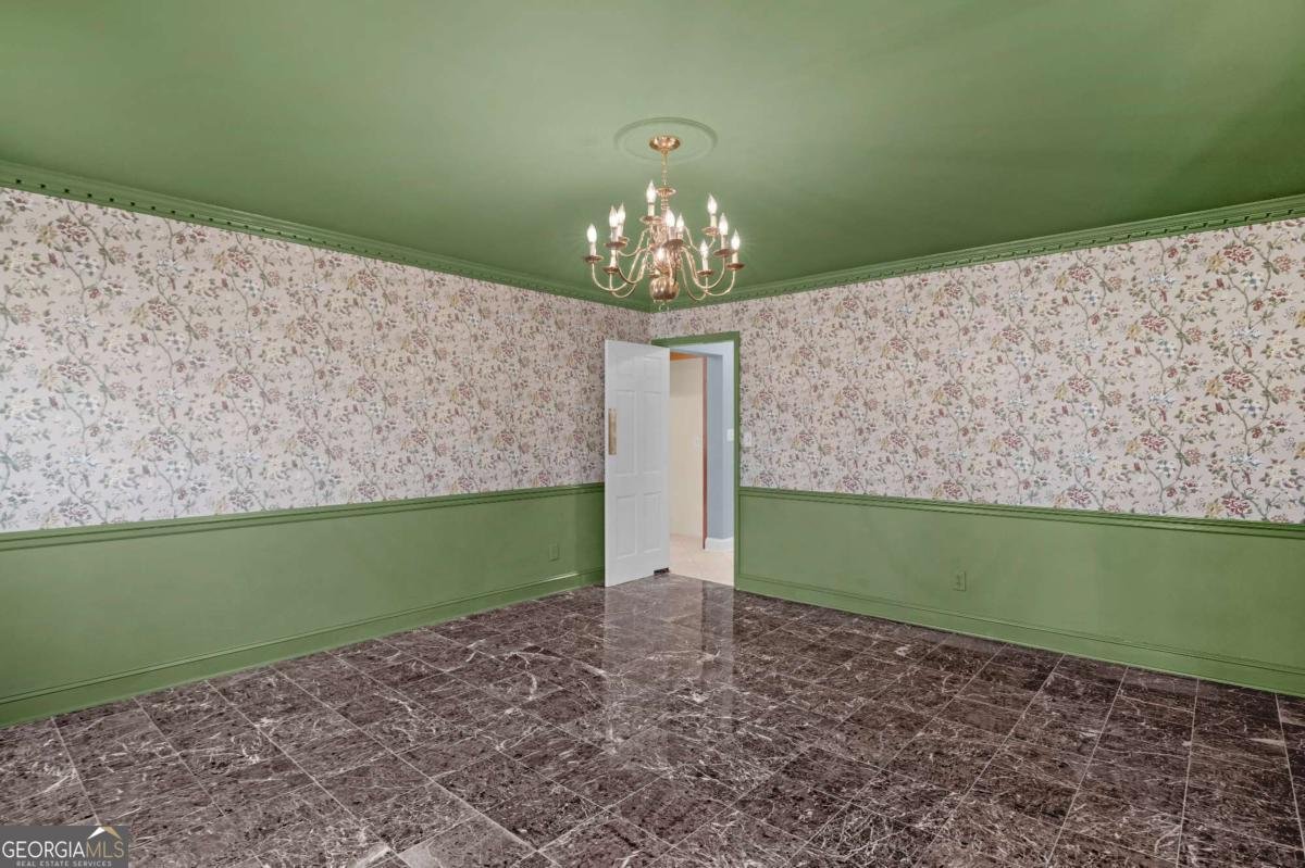 1808 Seminole Trail Waycross - Photo 8