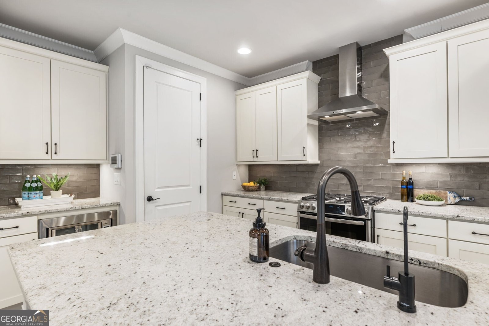 401 Johnson Court Alpharetta - Photo 14