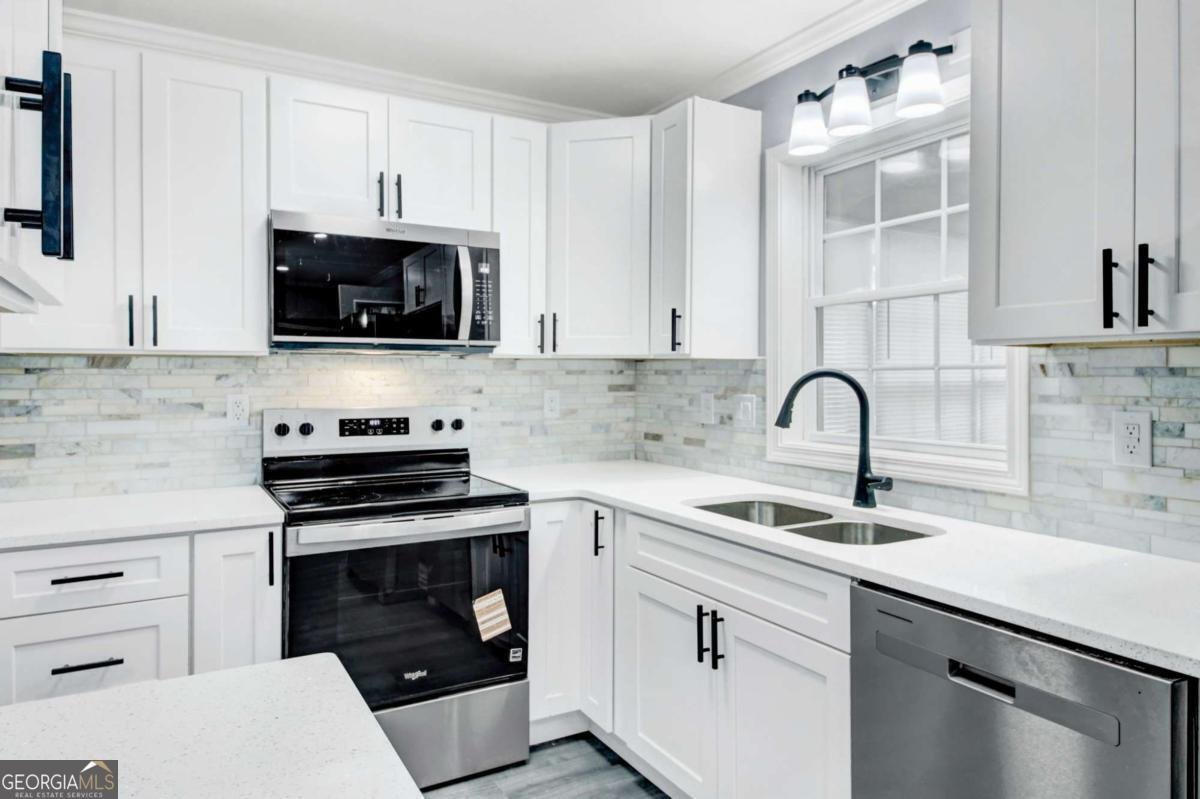 1406 Sycamore Drive Kennesaw - Photo 6