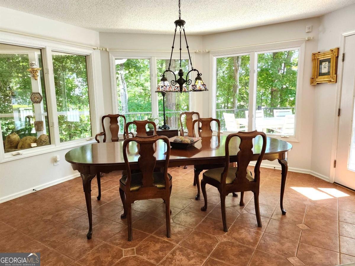 1570 Pointe Royal Road Greensboro - Photo 10