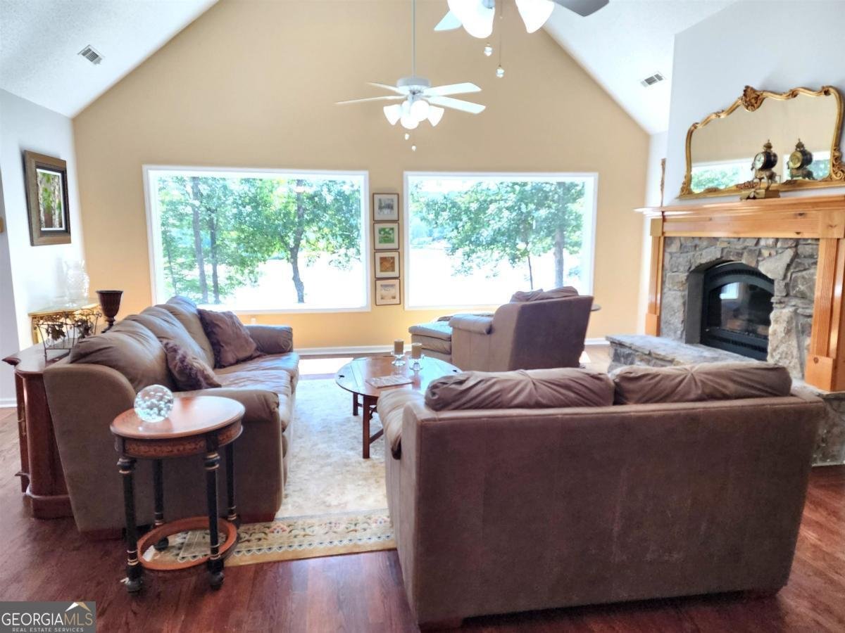 1570 Pointe Royal Road Greensboro - Photo 12