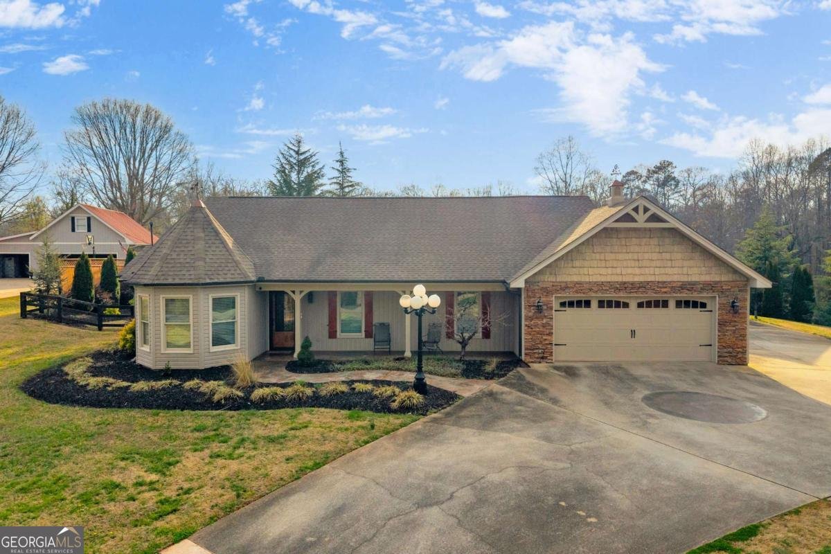 3917 Kilgore Falls Drive Gainesville - Photo 1