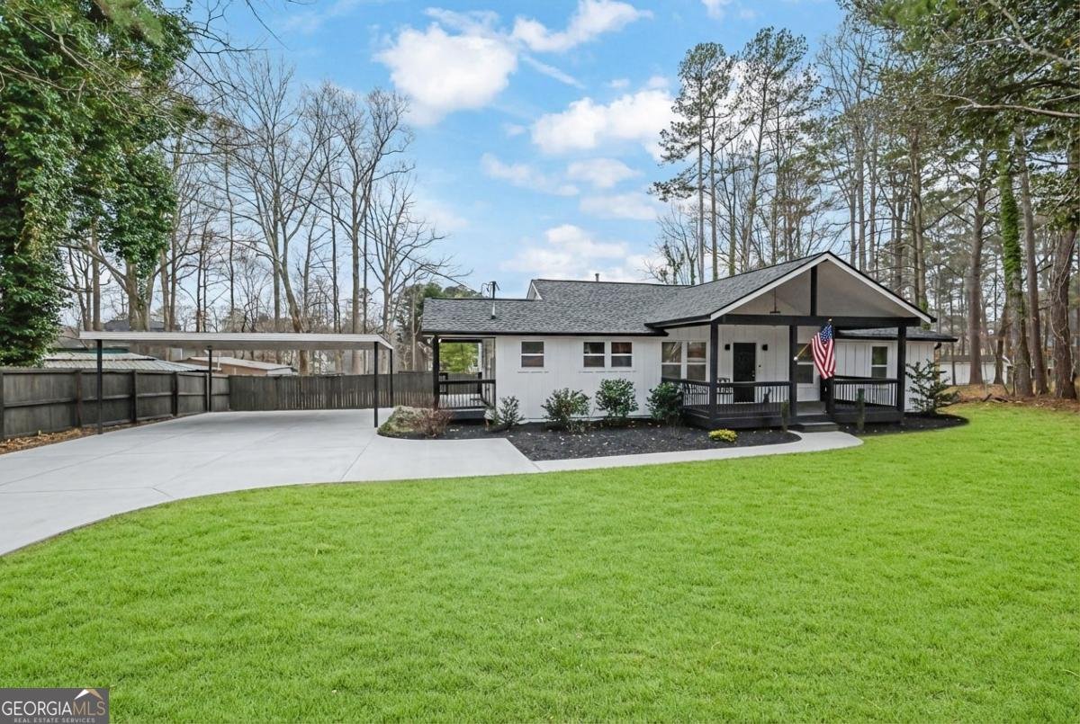 5601 Due West Road Powder Springs - Photo 1