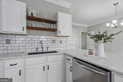 5990 Eagle Tiff Lane Sugar Hill - Photo 12