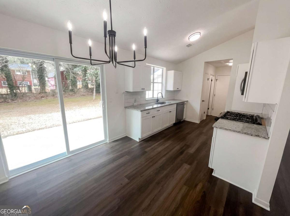 673 Utoy Circle Atlanta - Photo 6