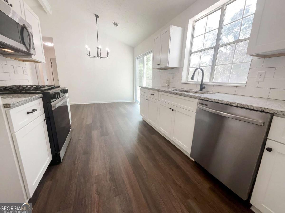 673 Utoy Circle Atlanta - Photo 8