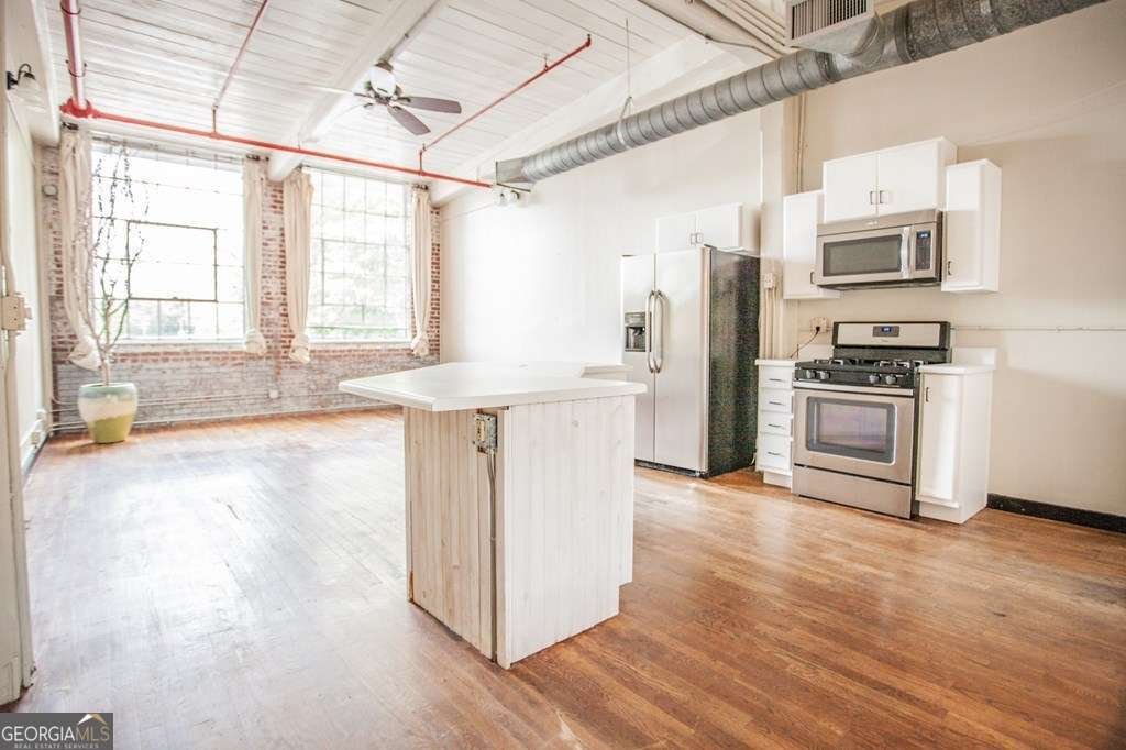 301 Bradley Street C4 Carrollton - Photo 8