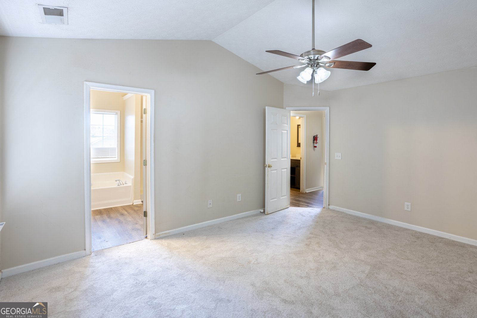 305 Bradford Court Auburn - Photo 16