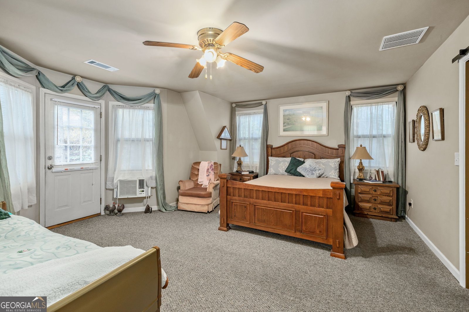 6463 Old Shadburn Ferry Road Buford - Photo 11