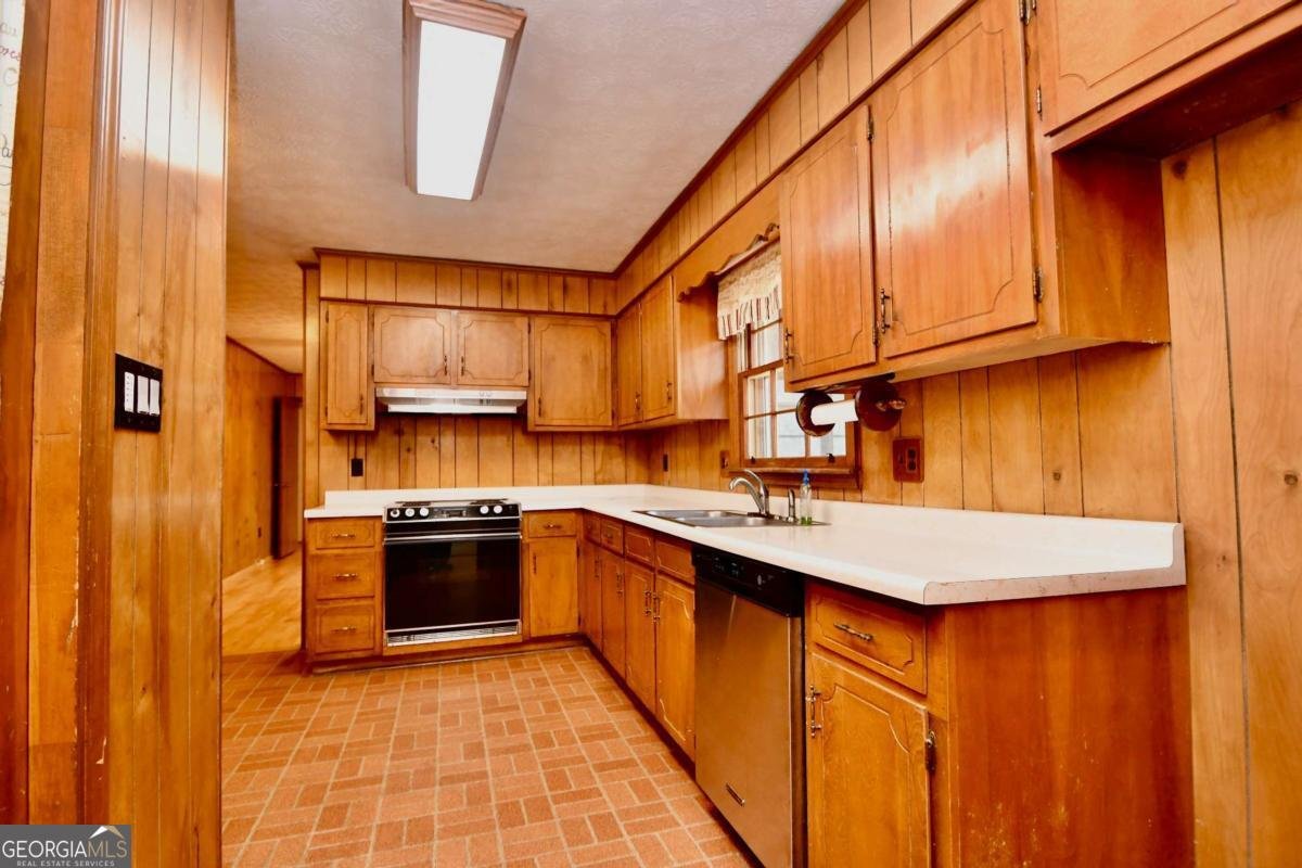 375 Segrest Circle Athens - Photo 10