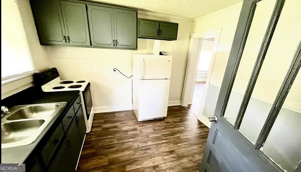 702 Waring Street Waycross - Photo 10