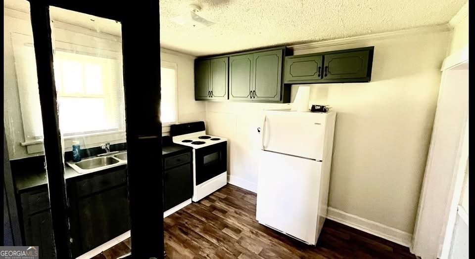 702 Waring Street Waycross - Photo 11