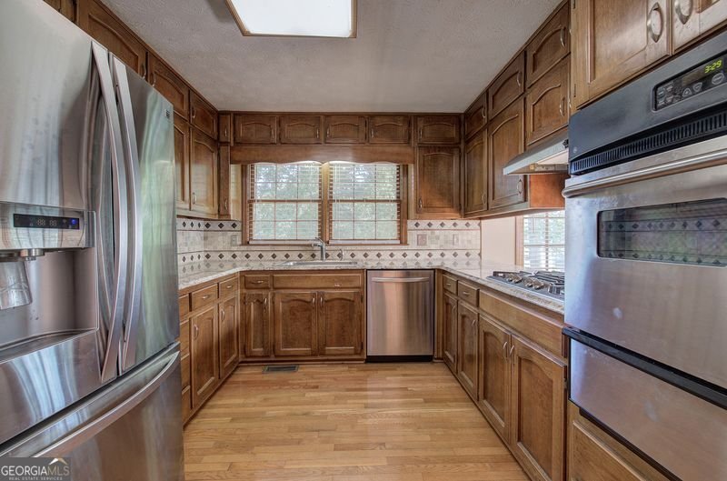 260 Spring Ridge Drive Roswell - Photo 12