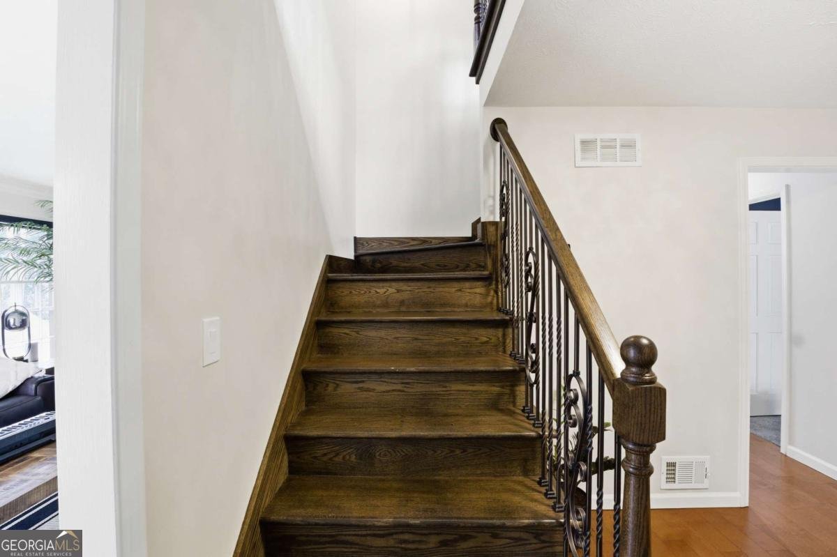 552 Cesarea Place Lilburn - Photo 6