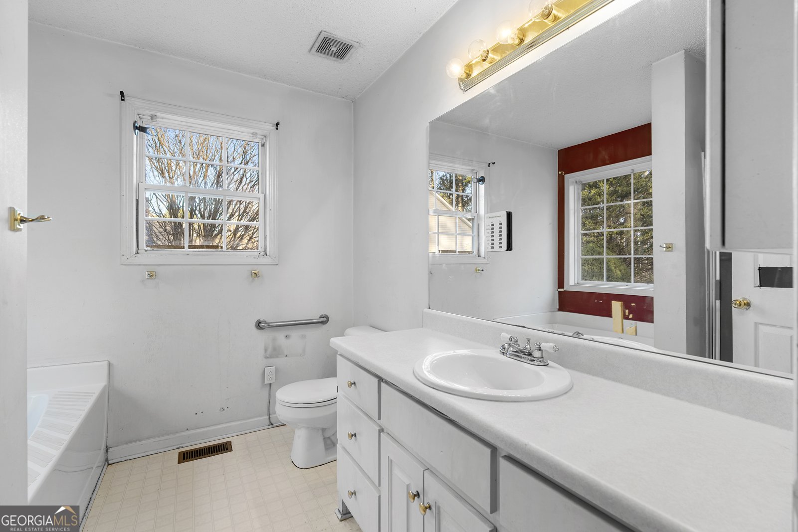 28 Greatwood Drive White - Photo 22