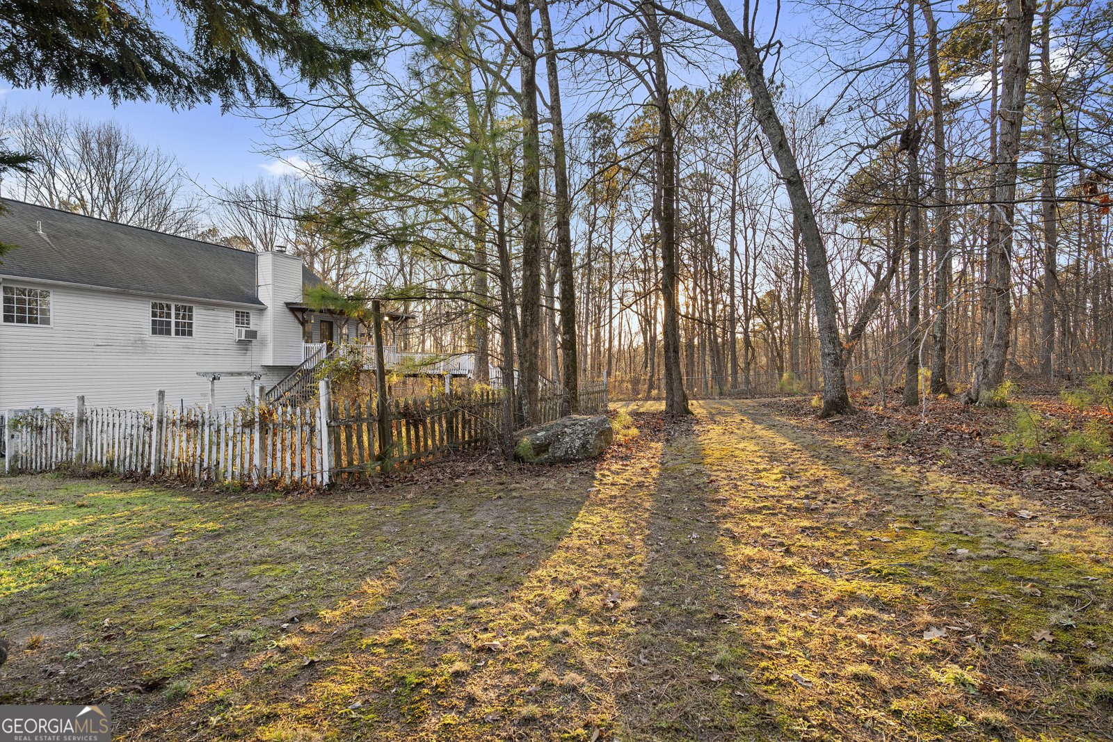 28 Greatwood Drive White - Photo 36