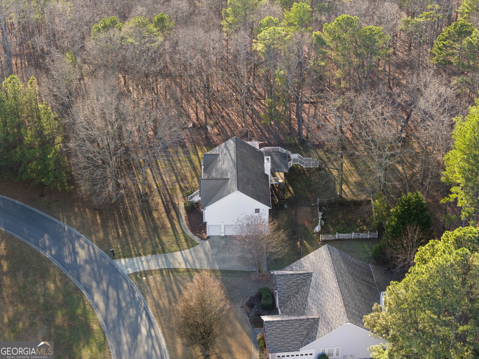 28 Greatwood Drive White - Photo 38