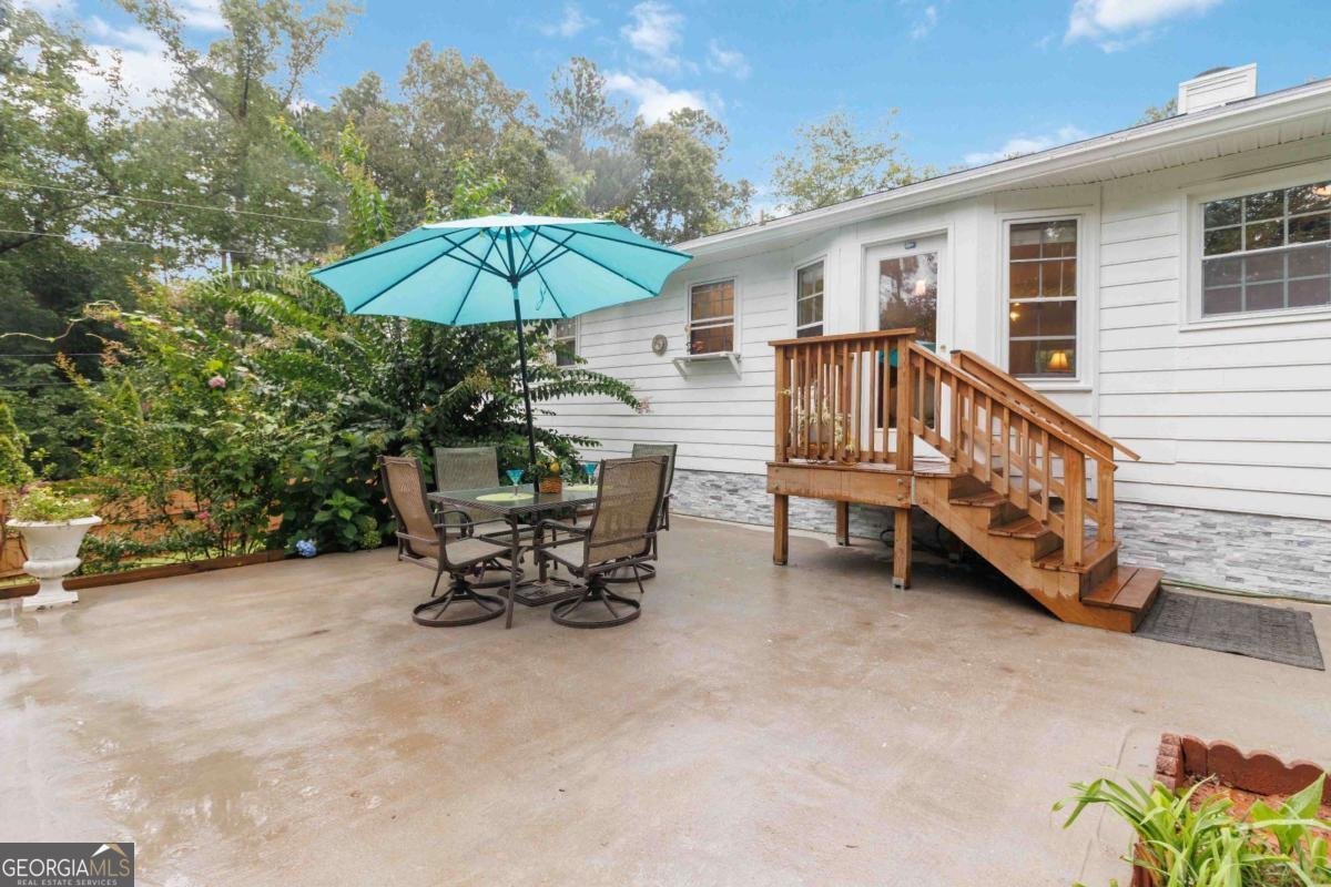 6428 PARADISE POINT Road Flowery Branch - Photo 14