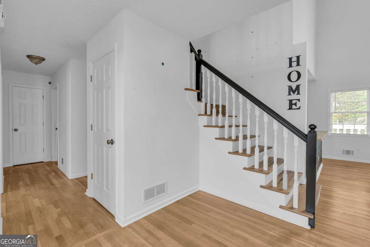 815 Alta Court Lithonia - Photo 8