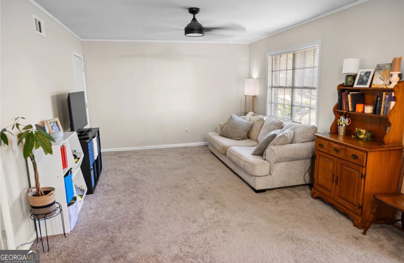 210 Parkway Drive Sylvania - Photo 8