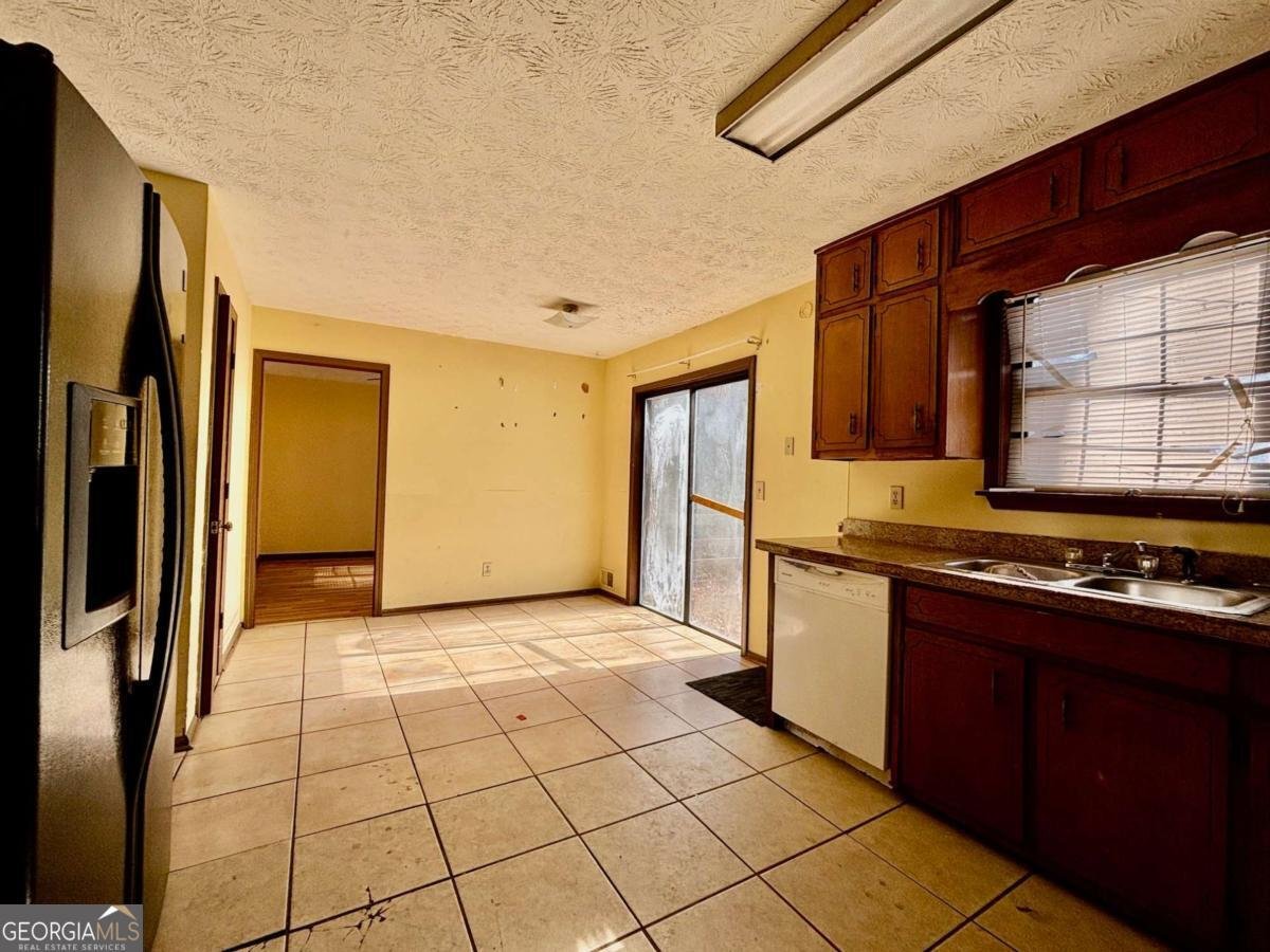 5615 Pennybrook Court Stone Mountain - Photo 7