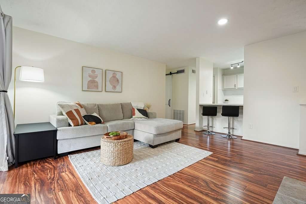 706 Cumberland Court Smyrna - Photo 1