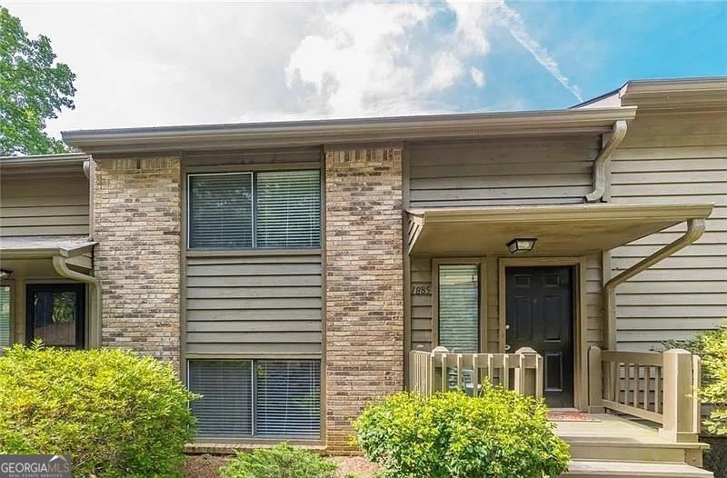 1885 D Youville Lane Brookhaven - Photo 1