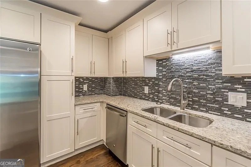 1885 D Youville Lane Brookhaven - Photo 13